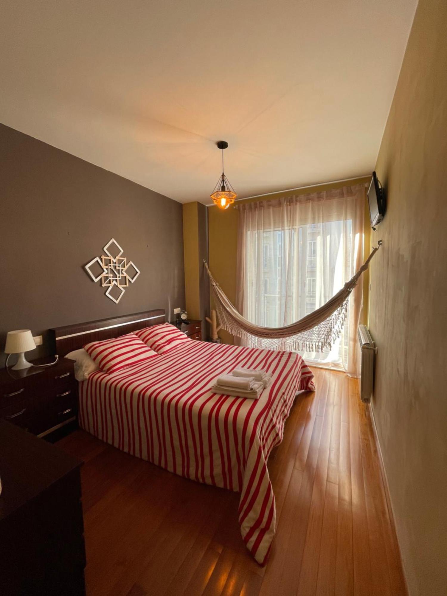 Apartamento Luminoso Y Acogedor Lalin Luaran gambar